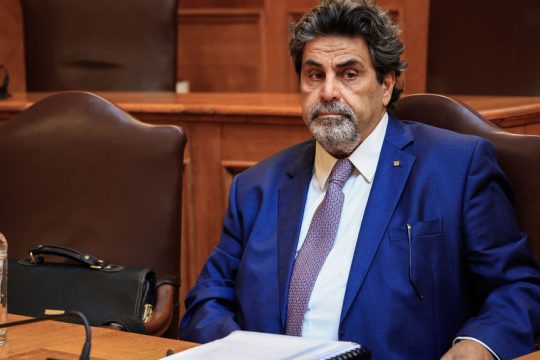 ioannis xalkias exetastiki